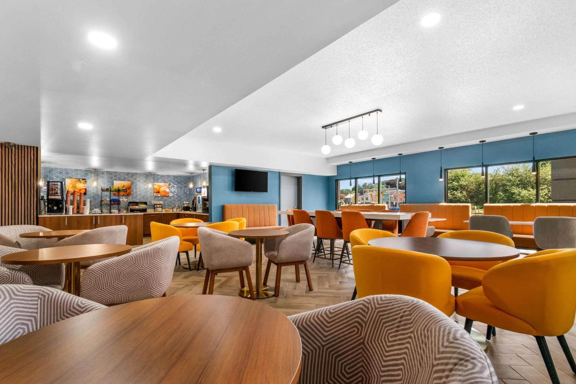 Hotel Comfort &